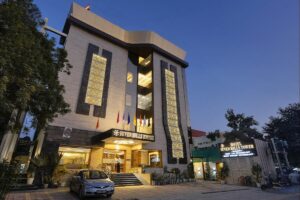 best hotels in Agra